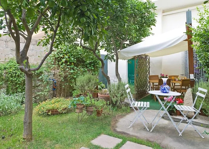 Domo Janas Affittacamere Guesthouse 3*