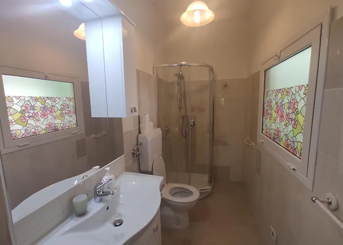 Gasthof Domo Janas Affittacamere Guesthouse 3*